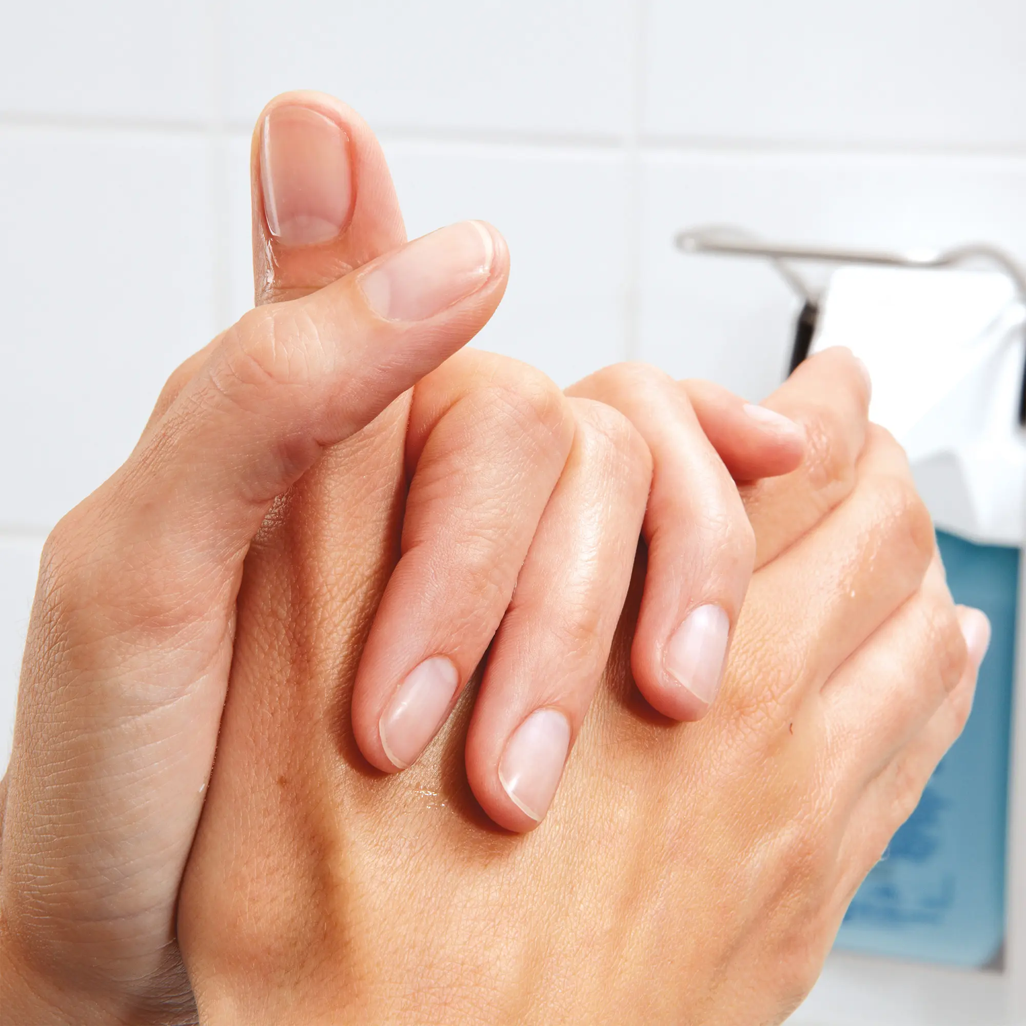 Bode Sterillium pure Händedesinfektionsmittel von Bode-Chemie, hautfreundliche hygienische Händedesinfektion für Allergiker, farbstofffrei und parfümfrei