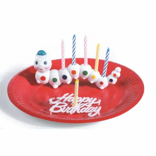PAPSTAR Halter für Geburtstagskerzen 6,5 cm x 15 cm "Würmli" mit 6 bunten Kerzen auf rotem Teller mit Happy-Birthday-Schriftzug, ideale Tortendeko für Kindergeburtstage