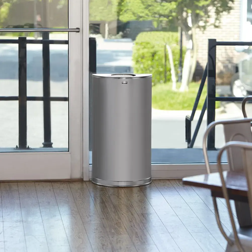Rubbermaid Designer Line Abfallbehälter halbrund 45 Liter aus Edelstahl mit kratzfester Oberfläche, ideal für Eingangsbereiche und Büros