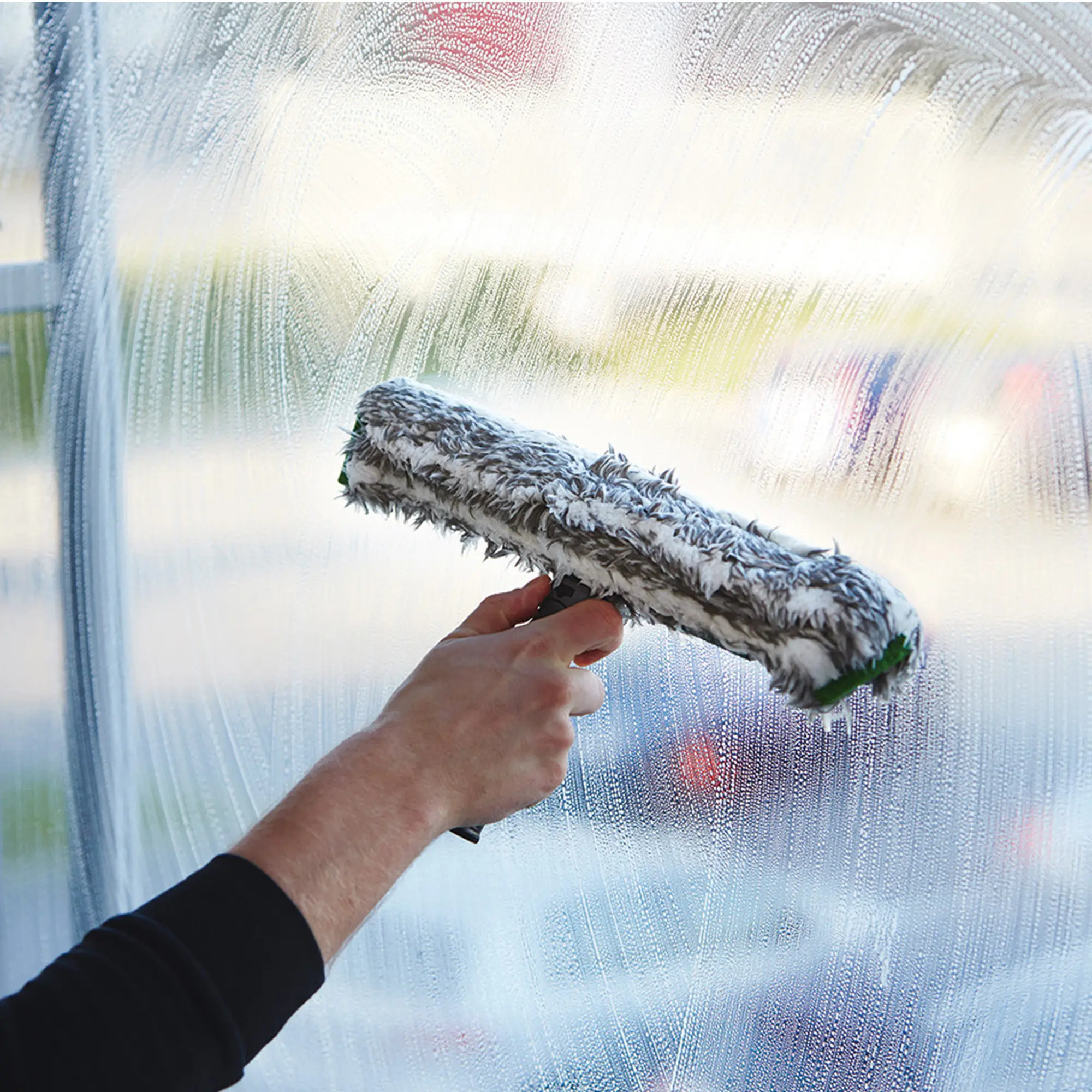 Unger ErgoTec Ninja Einwascher komplett von Unger mit ergonomischem Griff, schwenkbarem Alu-Träger und Mikrofaserbezug mit Schrubbzone für streifenfreie Glasreinigung