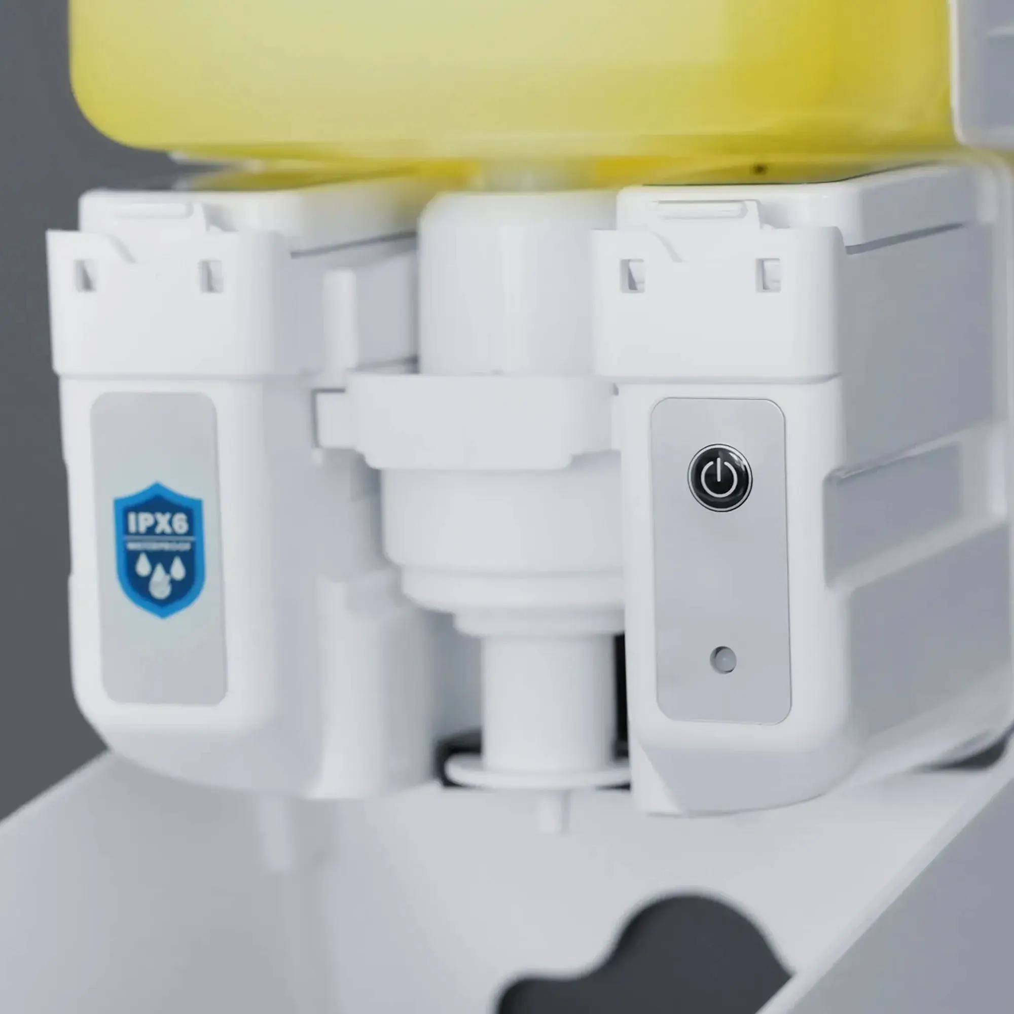 SEMYtop Sensor Schaumseifenspender 1000 ml Kunststoff, Innenansicht des automatischen Schaumpumpmechanismus mit IPX6-Spritzwasserschutz und Ein-/Ausschalter, frei nachfüllbar