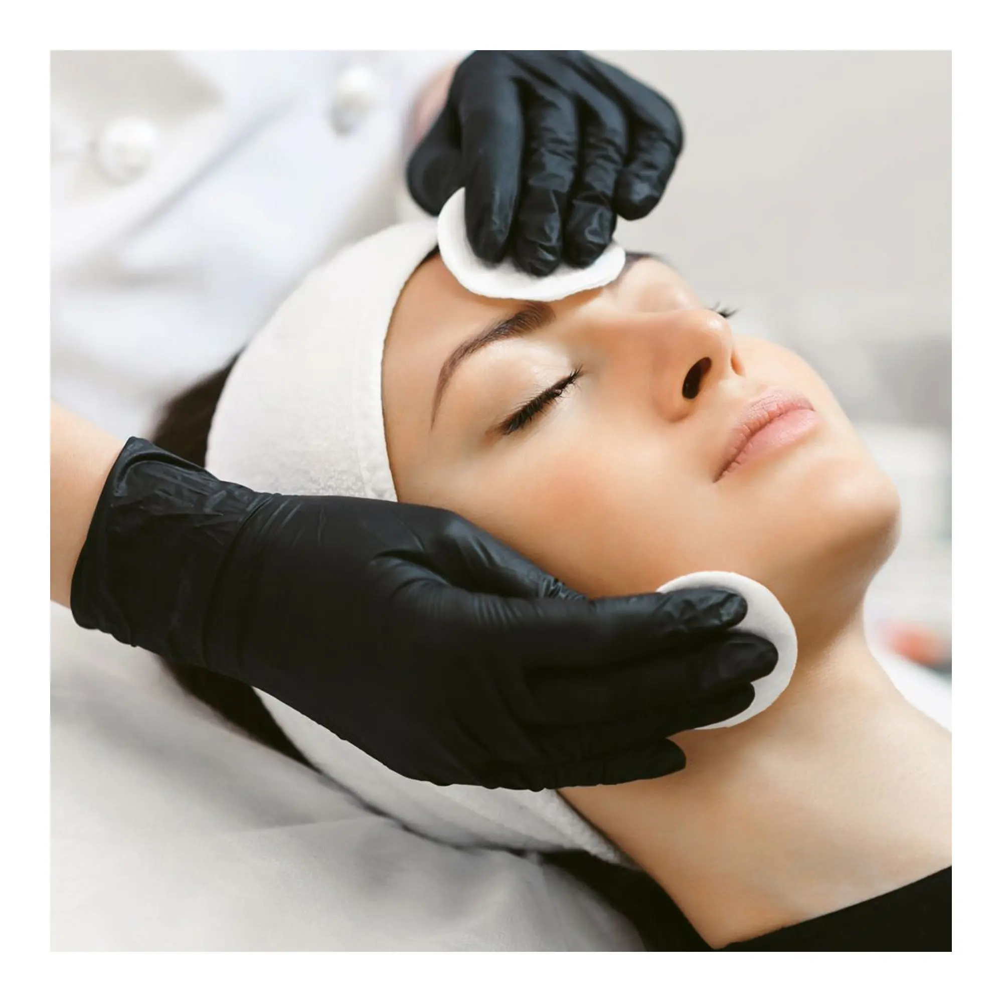 Hygostar Diablo Latexhandschuhe schwarz puderfrei, VE 1000 Stück, bei kosmetischer Gesichtsbehandlung getragen für hygienisches und sicheres Arbeiten