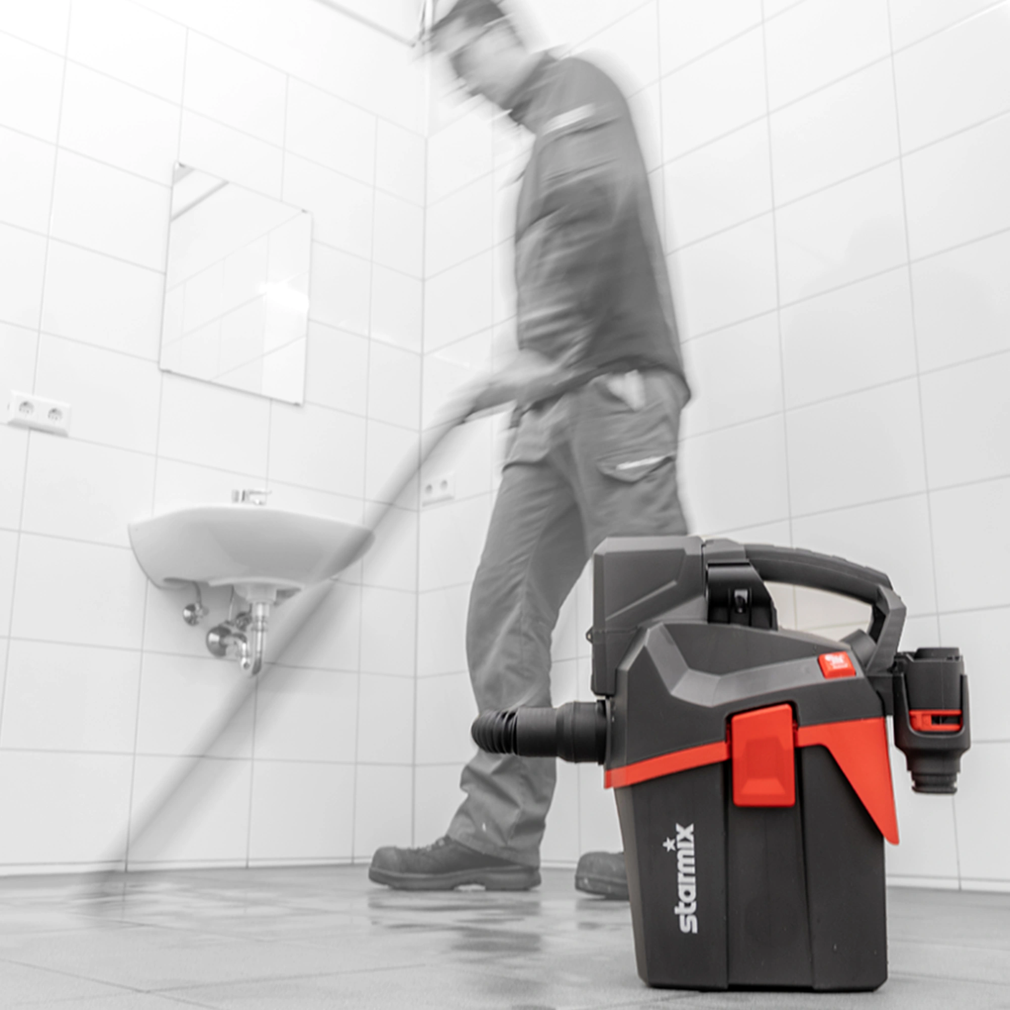 Starmix Smart L18V Set tragbarer Akku-Nass-Trockensauger mit Ladegerät