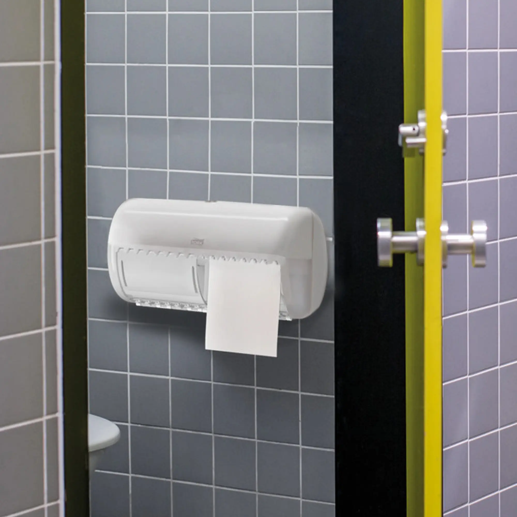 Tork 110789 Universal Toilettenpapier Kleinrolle T4 2-lagig 250 Blatt