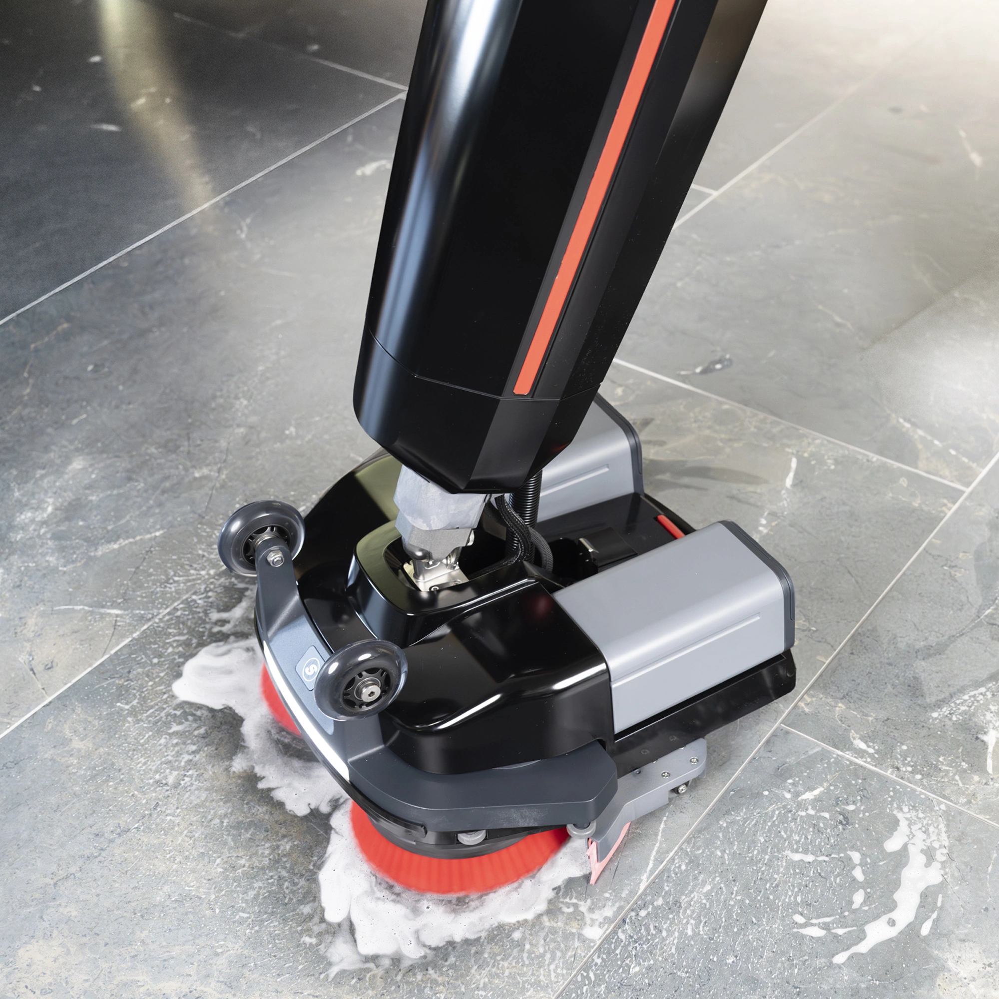 Sprintus MoviX Scheuersaugmaschine mit 1 Li-Ionen Akku 24 V