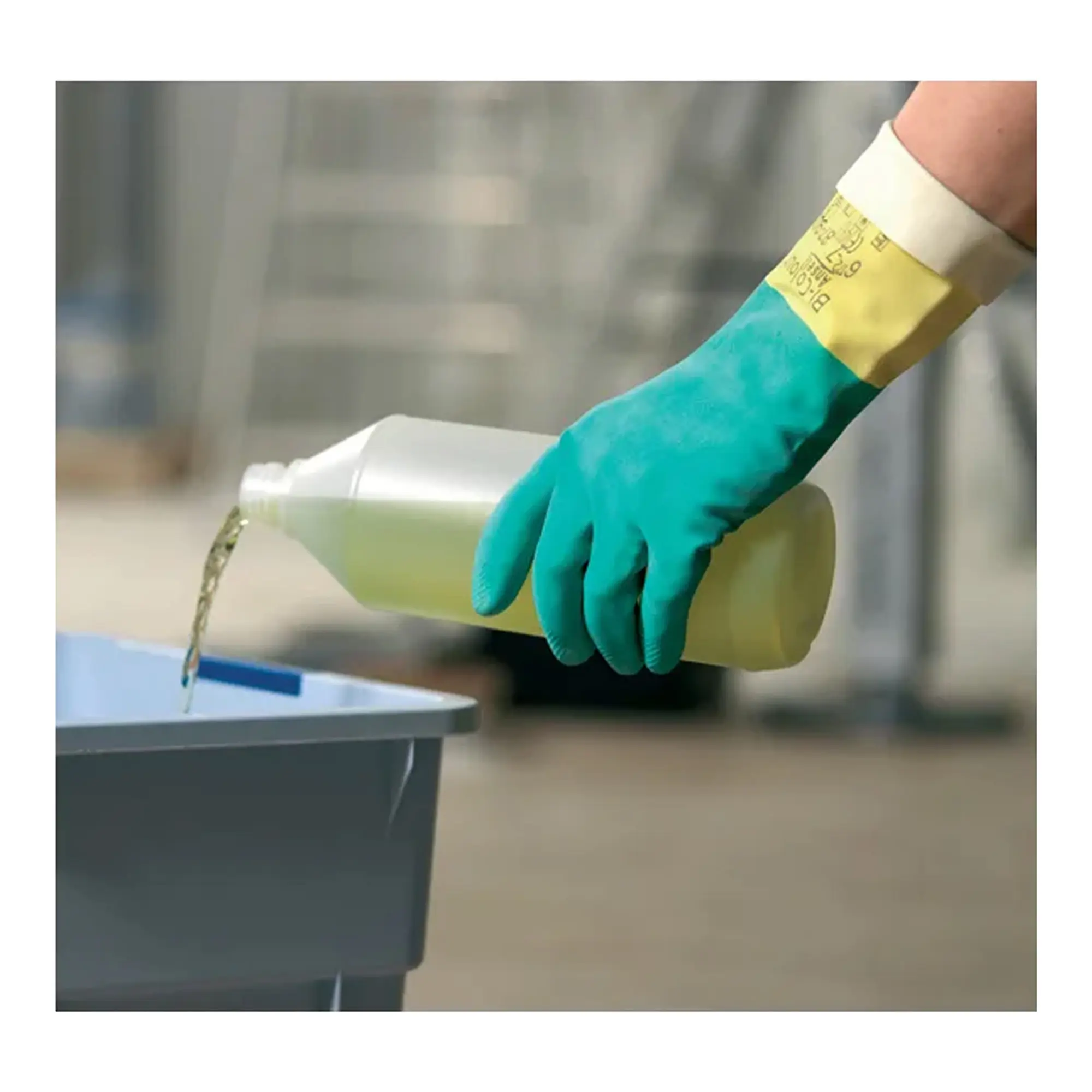 Vileda Latex-Haushaltshandschuhe Der Robuste, 1 Paar – chemikalienbeständige, reißfeste Latex-Reinigungshandschuhe mit Neopren und Baumwollinnenbeschichtung für Haushalt, Gastro und Landwirtschaft