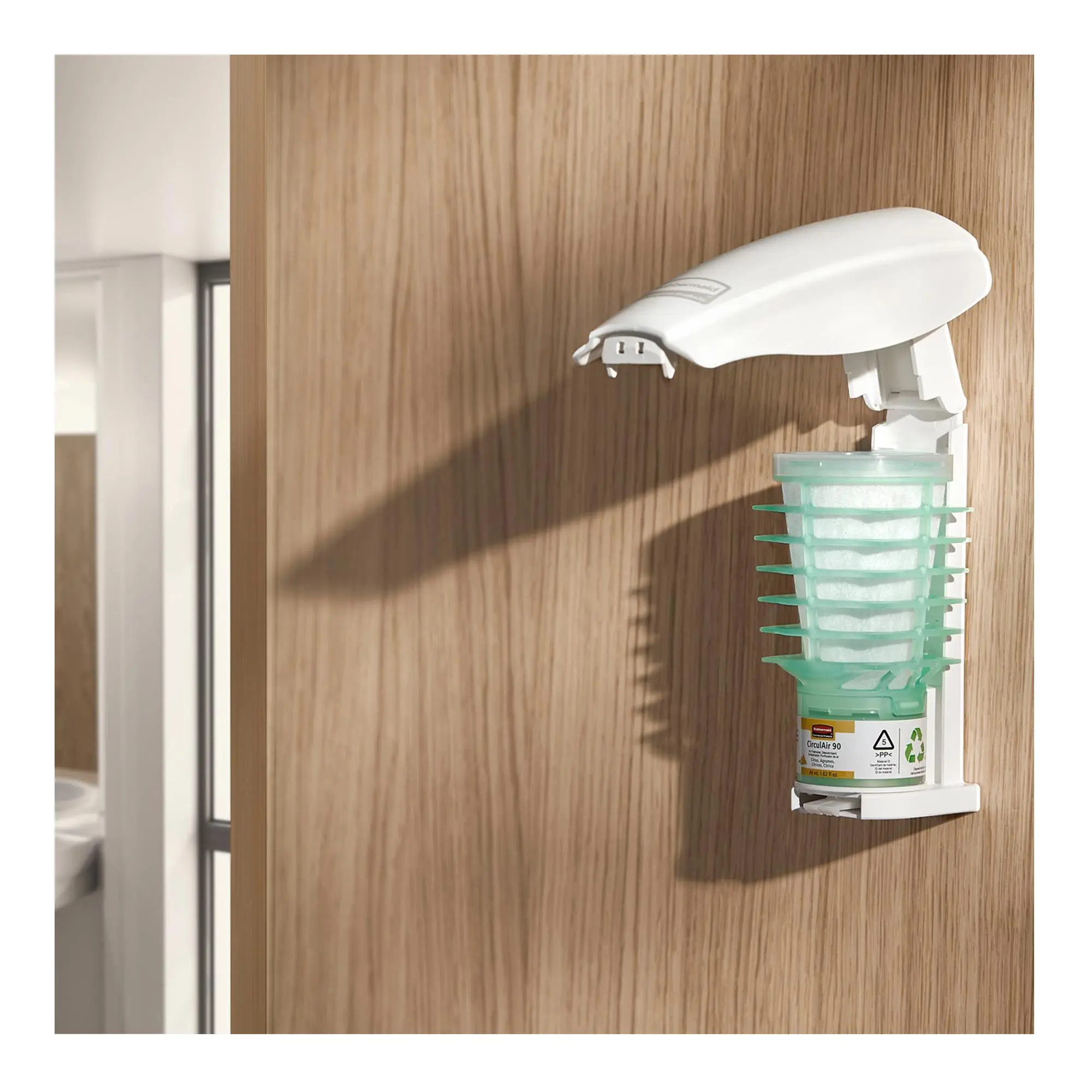 Rubbermaid CirculAir 90 (TCell 1.0) Duftspender von Rubbermaid, an Holzwand montiert, passives Geruchskontrollsystem für Waschräume, Toiletten und Umkleiden