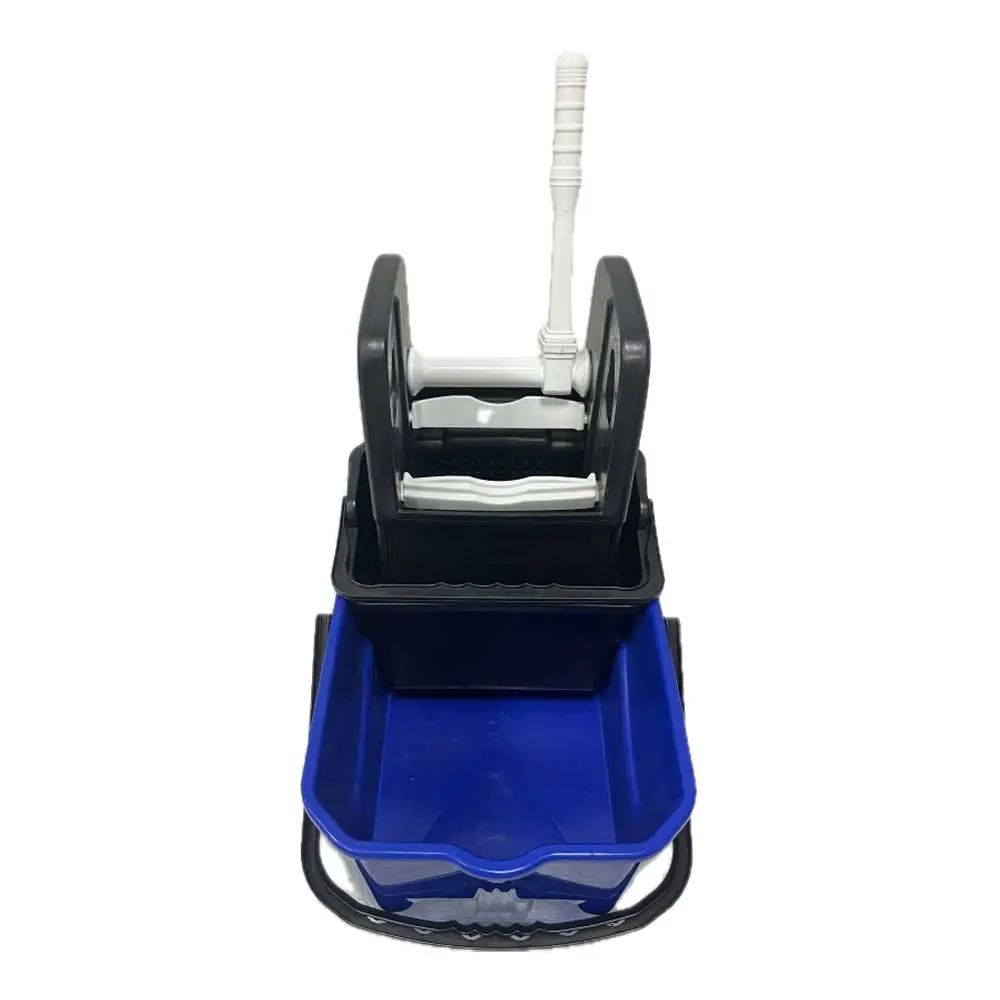Arcora KIM PLUS 30 Einfachfahreimer mit Presse, blauer 30-Liter-Frischwassereimer mit separatem 12-Liter-Schmutzwassereimer, stabiler Kunststoffpresse und vier Lenkrollen für die Unterhaltsreinigung