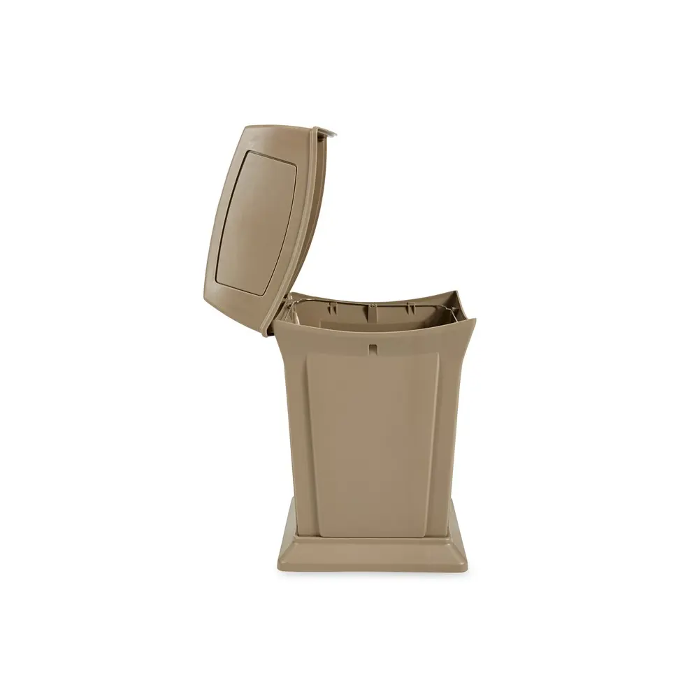 Rubbermaid Ranger Abfallbehälter 132 Liter mit 2 Einwurfklappen aus Polyethylen in Schwarz für stark frequentierte Bereiche