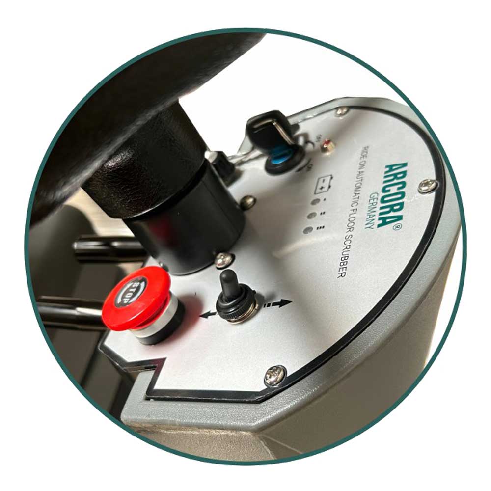 Arcora RO-MAN 660BR/90L Aufsitz-Scheuersaugmaschine mit Akkus und Zubehör