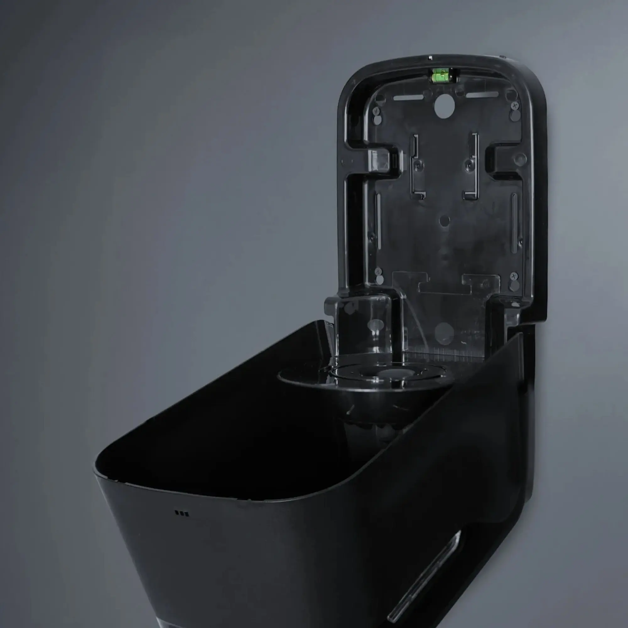 SEMYtop Handtuchrollenspender Centerpull Maxi, geöffnet an der Wand montiert, mit sichtbarem Adapter für Centerpull-Handtuchrollen und hygienischer Einzelblattentnahme