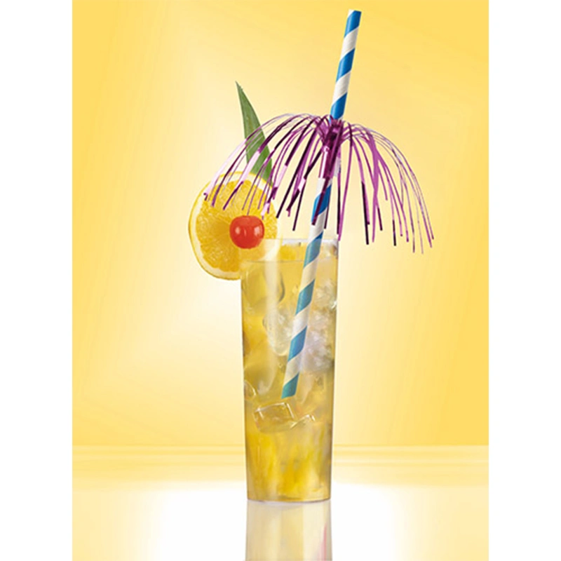 PAPSTAR Trinkhalme, Papier Ø 6 mm, 20 cm blau/weiß "Fireworks" in Cocktailglas mit Eis, Orangenscheibe, Kirsche und Deko für nachhaltige Party