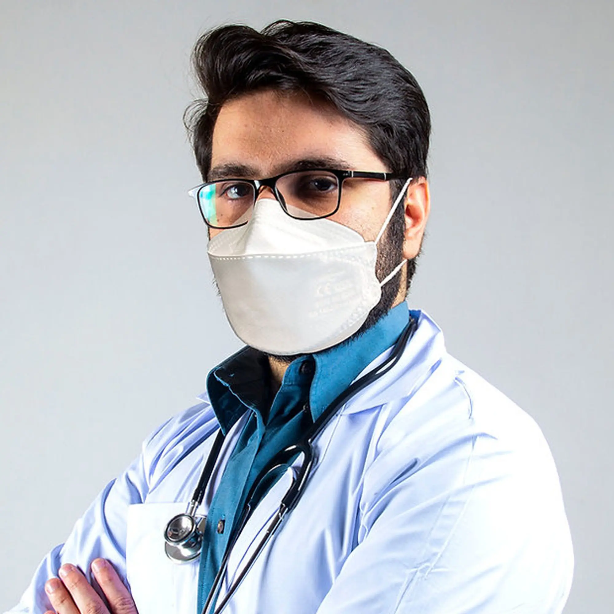 FFP2 Atemschutzmaske 3D, CE-0370 von Sarima-Hygiene, 3-lagige partikelfiltrierende Halbmaske mit ergonomischer 3D-Form und hohem Tragekomfort, CE-0370