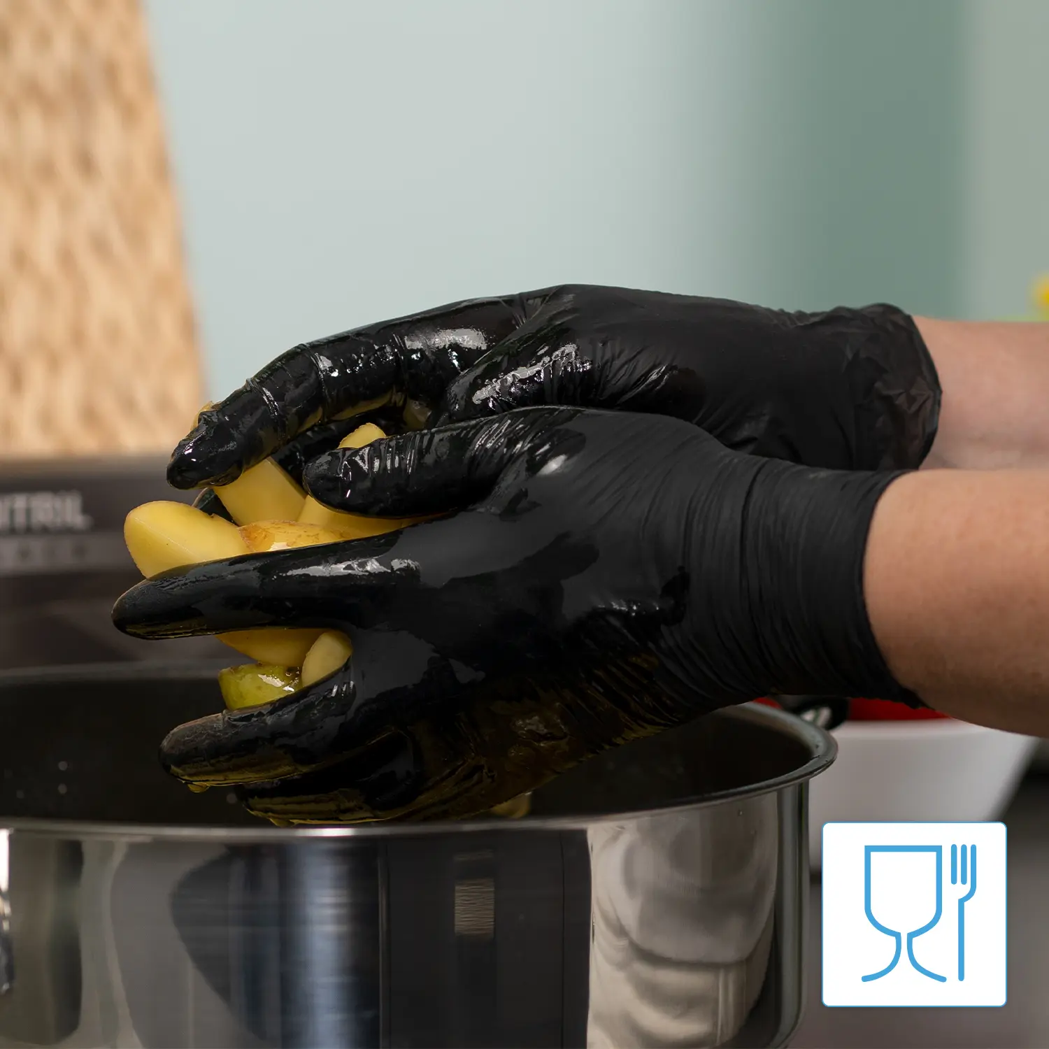 ARNOMED CLASSIC NITRIL BLACK 200er Nitrilhandschuhe schwarz puderfrei von ARNOMED, latexfreie Einmalhandschuhe für hygienische Küchenarbeit und Lebensmittelkontakt