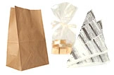 Geschenkverpackungs-Set mit brauner Kraftpapiertüte, transparenter Zellophantüte und bedruckten Dreieckstüten, Artikelnr. 12345
