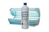 IQ-Mega Desinfektionsmittel für Sonnenbank und Solariumröhren, Flasche vor geöffneter Sonnenbank, Artikelnummer IQ-Mega