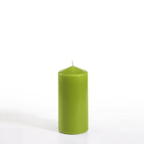 PAPSTAR Stumpenkerze Ø 50 mm, 100 mm kiwi, grüne RAL-zertifizierte Kerze mit 100 mm Höhe und ca. 20 Stunden Brenndauer für stimmungsvolles Licht