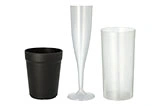 Kunststoffbecher Set mit schwarzem Becher, transparentem Sektglas und klarem Longdrinkbecher, stapelbar und wiederverwendbar, Artikelnummer 12345